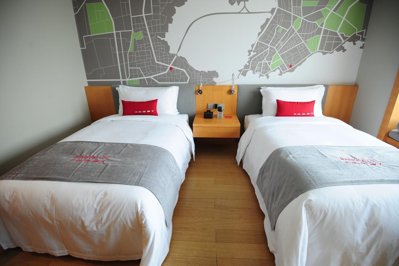 Intercity Hotel Циндао Екстериор снимка