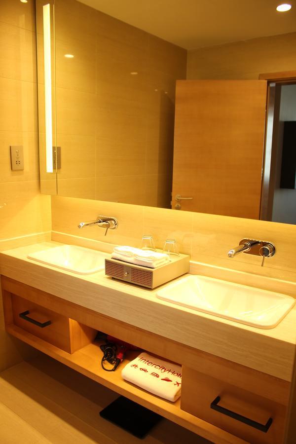 Intercity Hotel Циндао Екстериор снимка