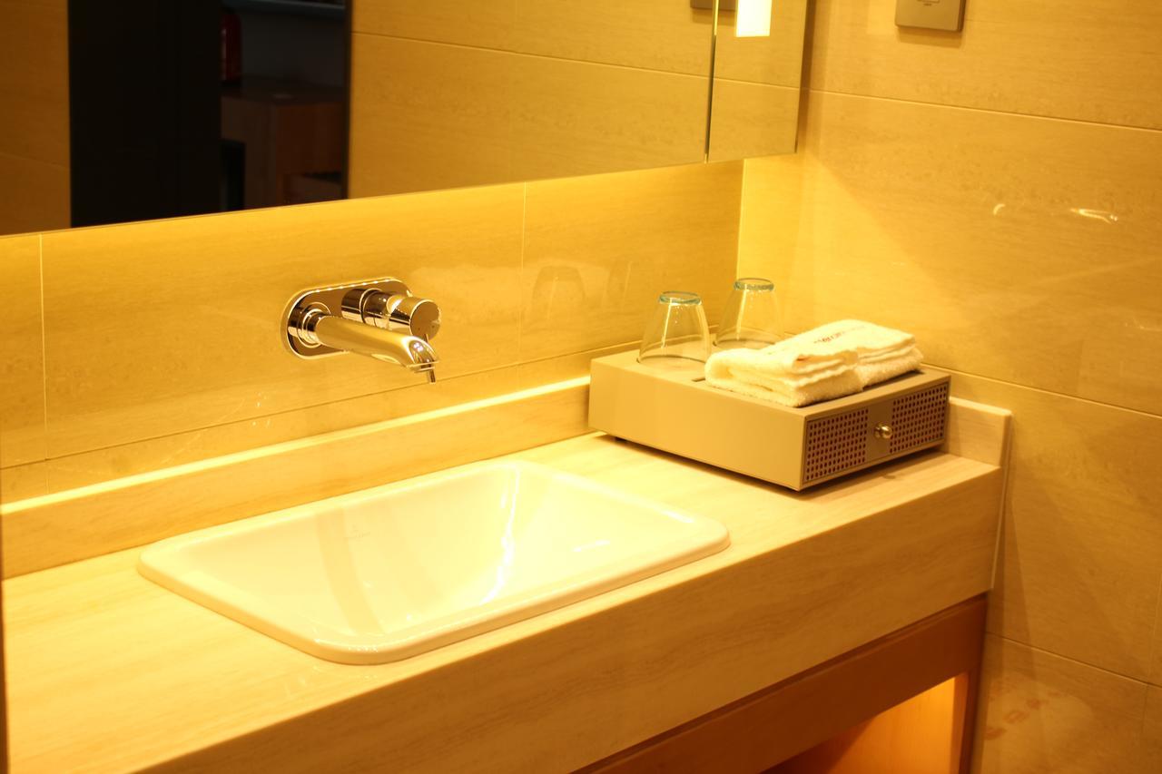 Intercity Hotel Циндао Екстериор снимка
